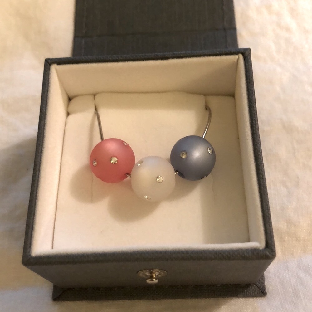 3-ball silver necklace